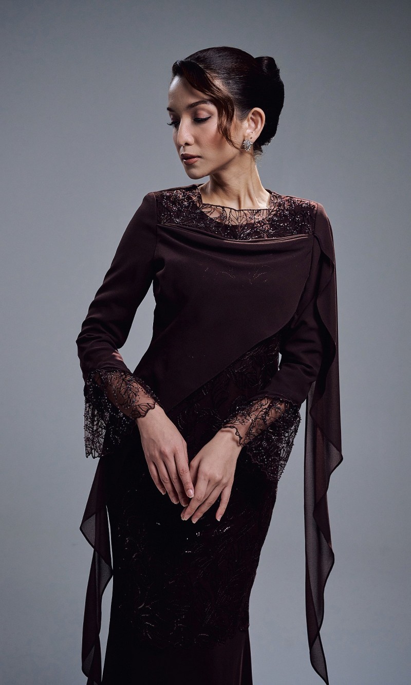 GRACIA DRESS - MAHOGANY