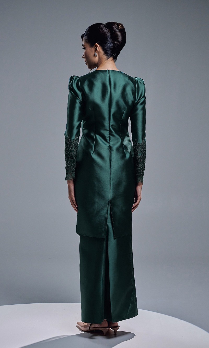 DAHLIA KURUNG - EMERALD