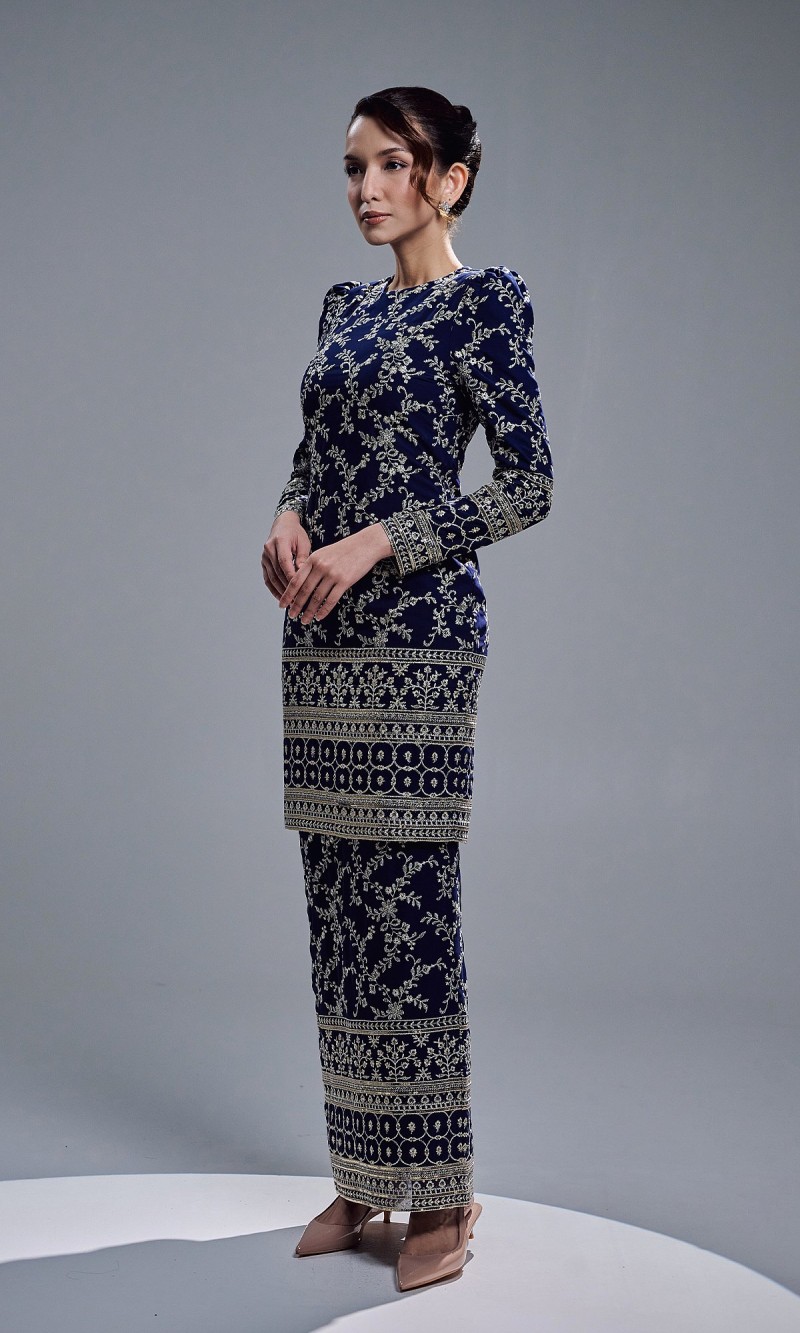ARISYA KURUNG - NAVY