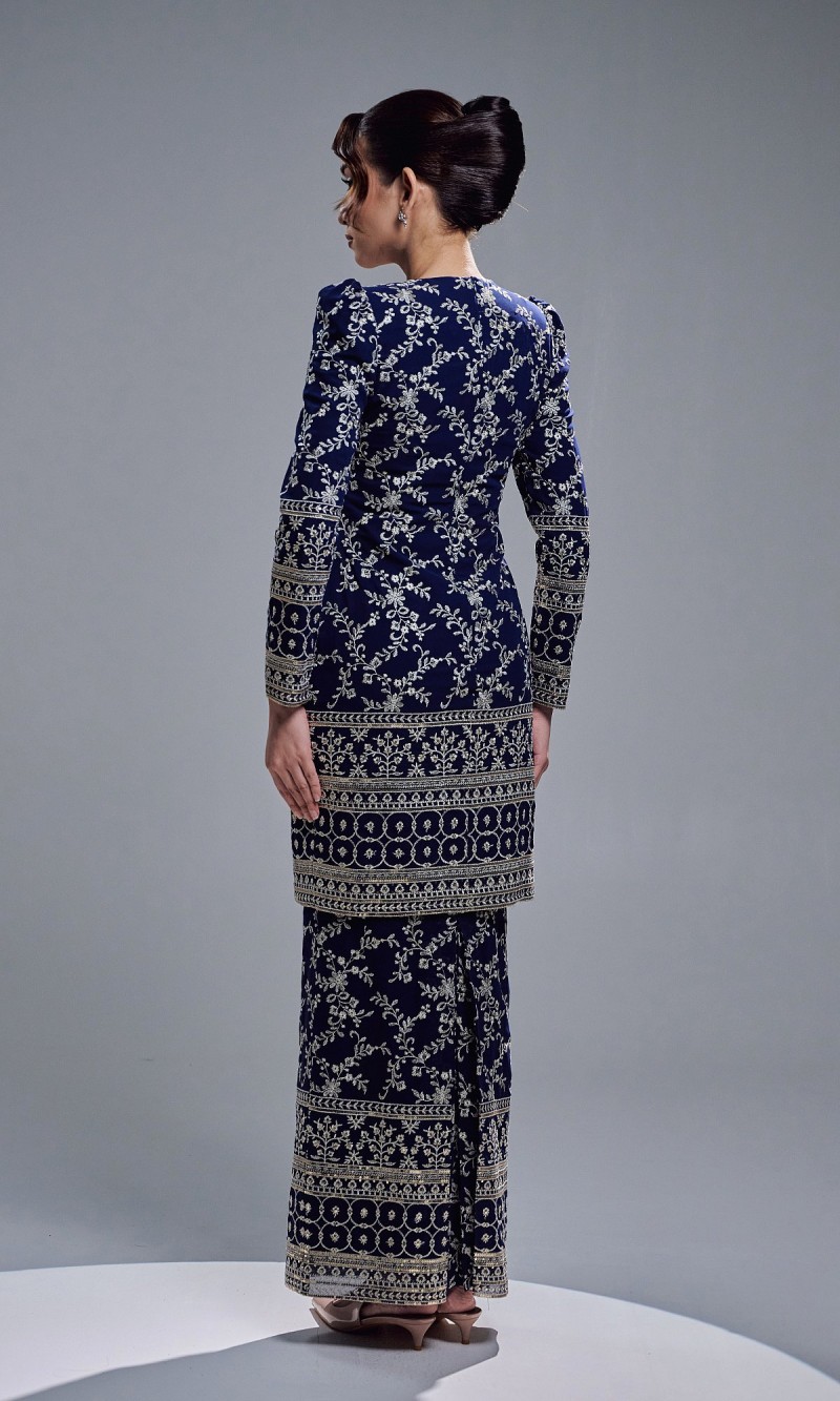 ARISYA KURUNG - NAVY