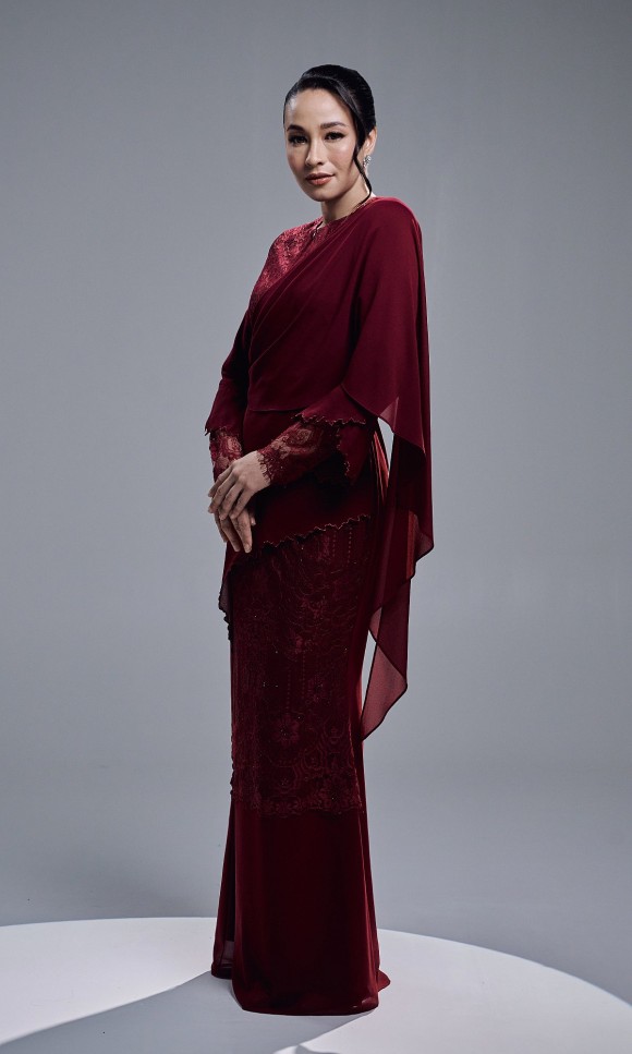 RAEESA DRESS - MAROON