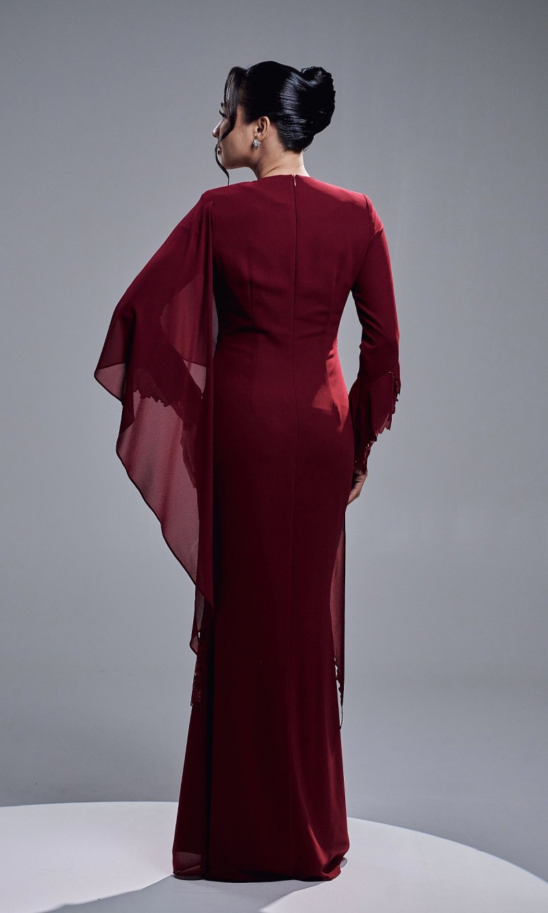 RAEESA DRESS - MAROON