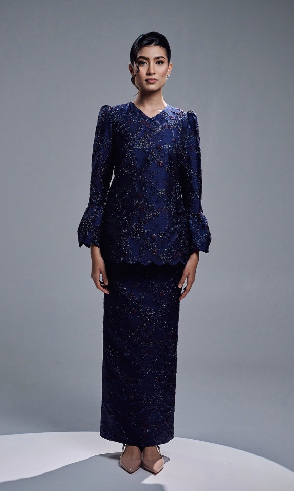 MISHA KURUNG - NAVY