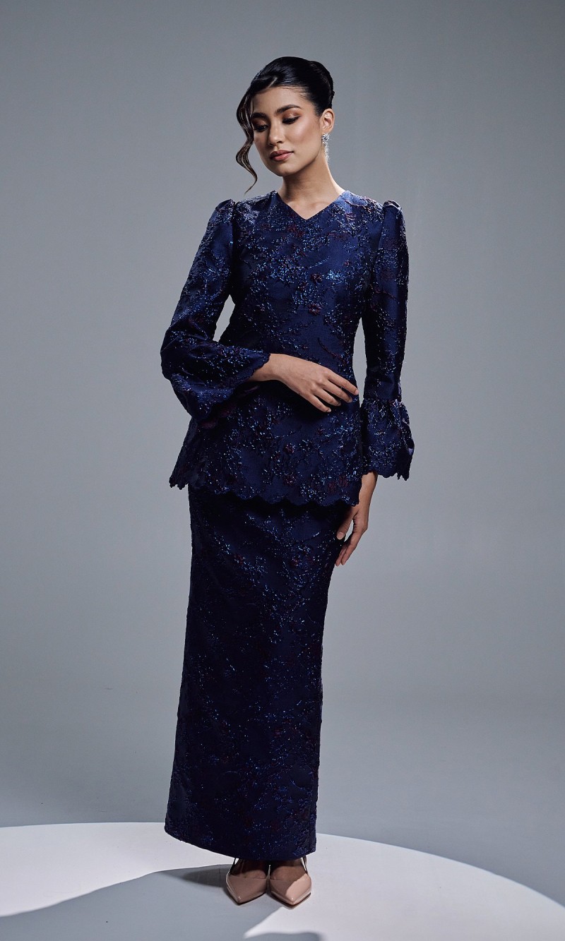 MISHA KURUNG - NAVY