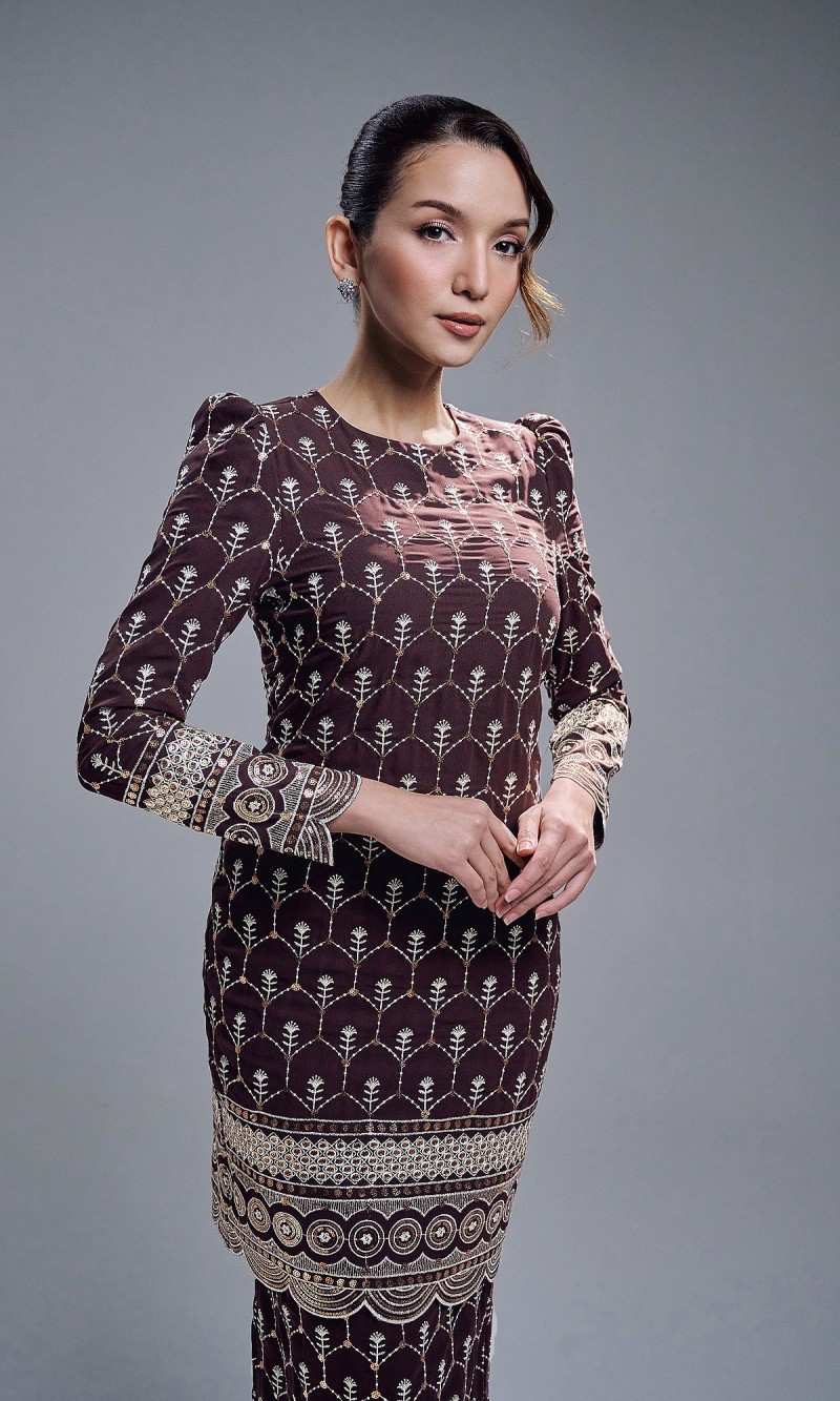 MARAVIA KURUNG - MAHOGANY