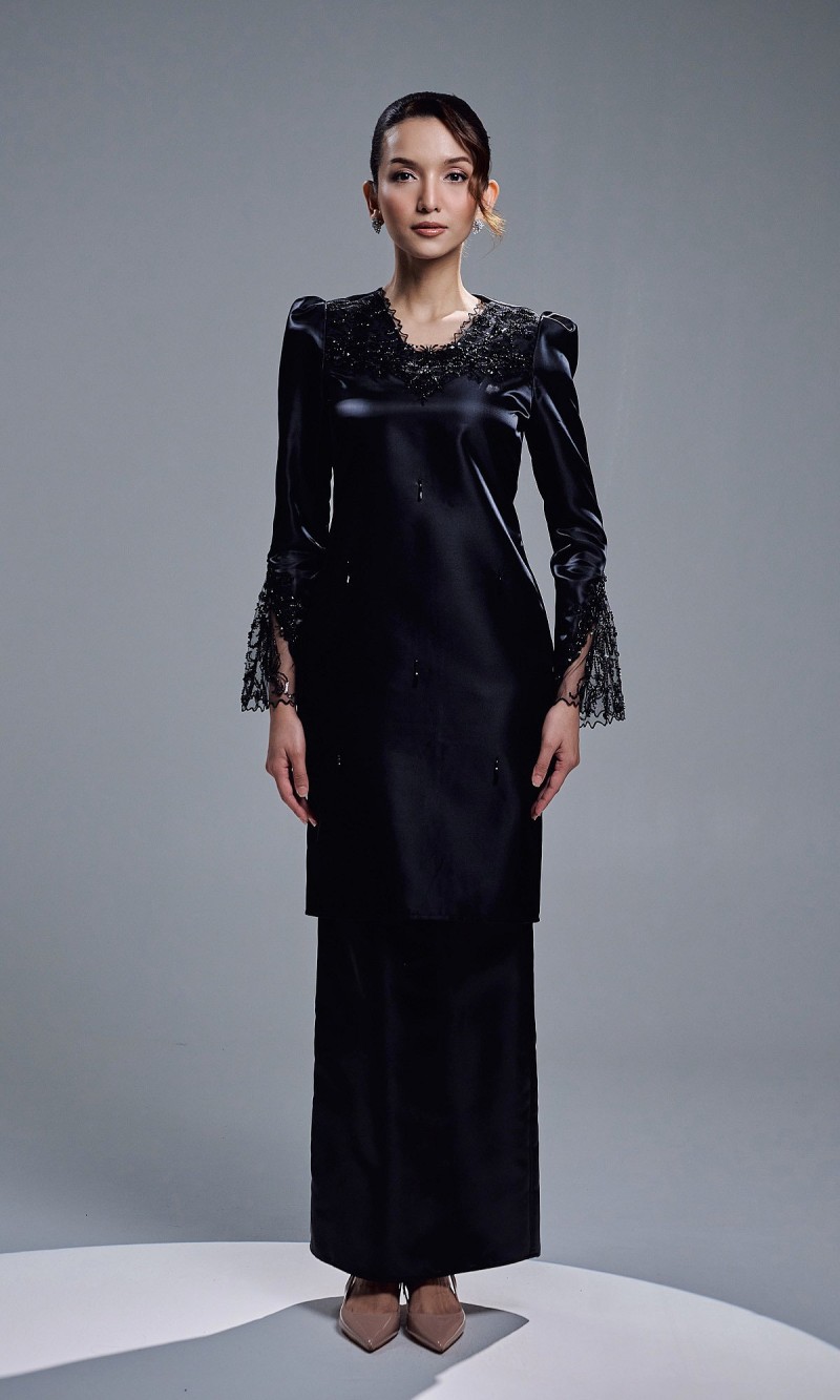 THALINA KURUNG - BLACK