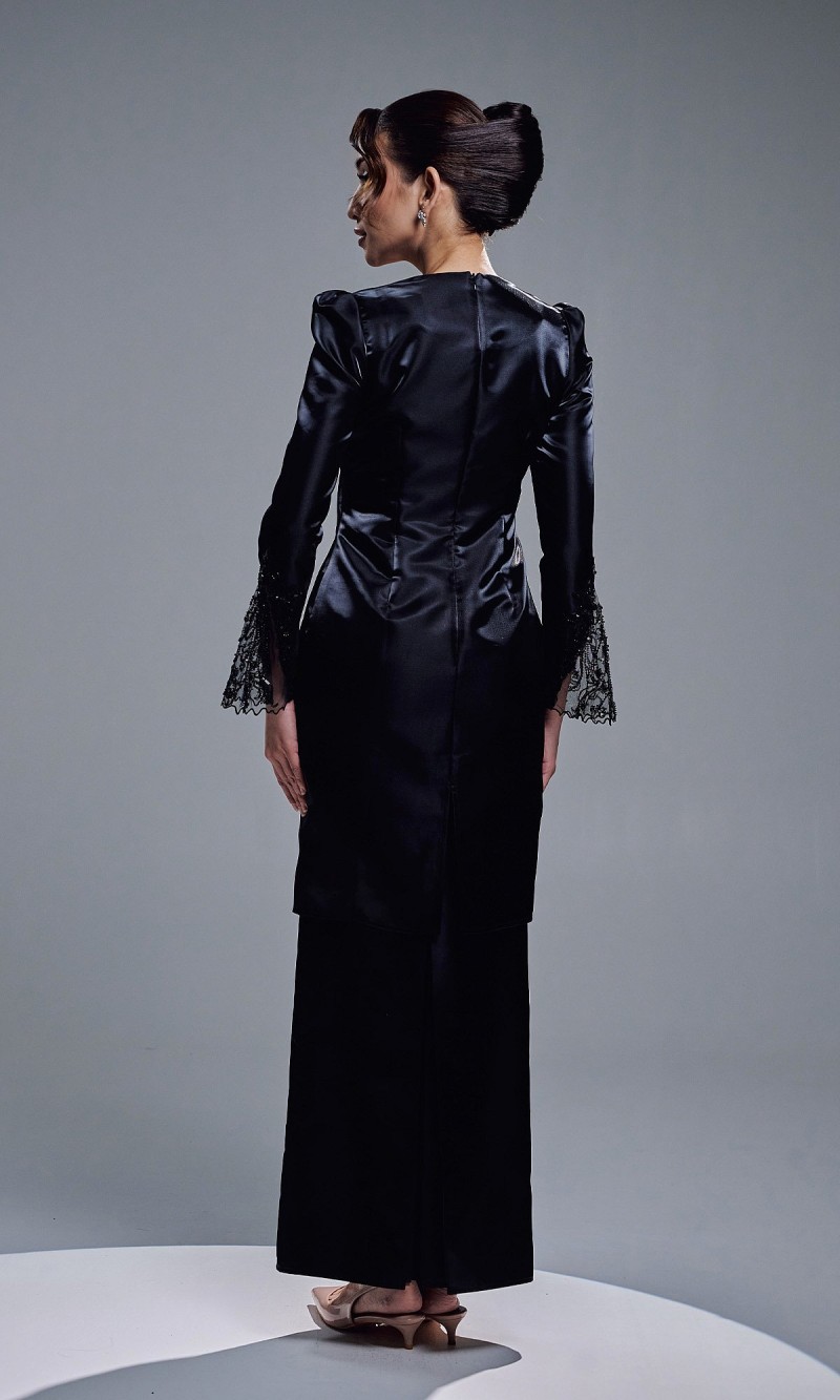 THALINA KURUNG - BLACK