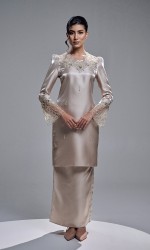 THALINA KURUNG - CHAMPAGNE