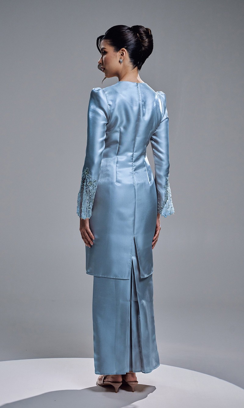 THALINA KURUNG - DIAMOND BLUE