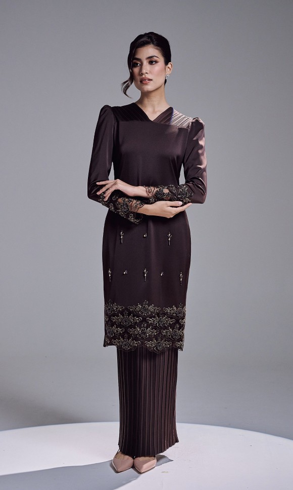 LUNAYA KURUNG - MAHOGANY LUNAYA KURUNG - MAHOGANY