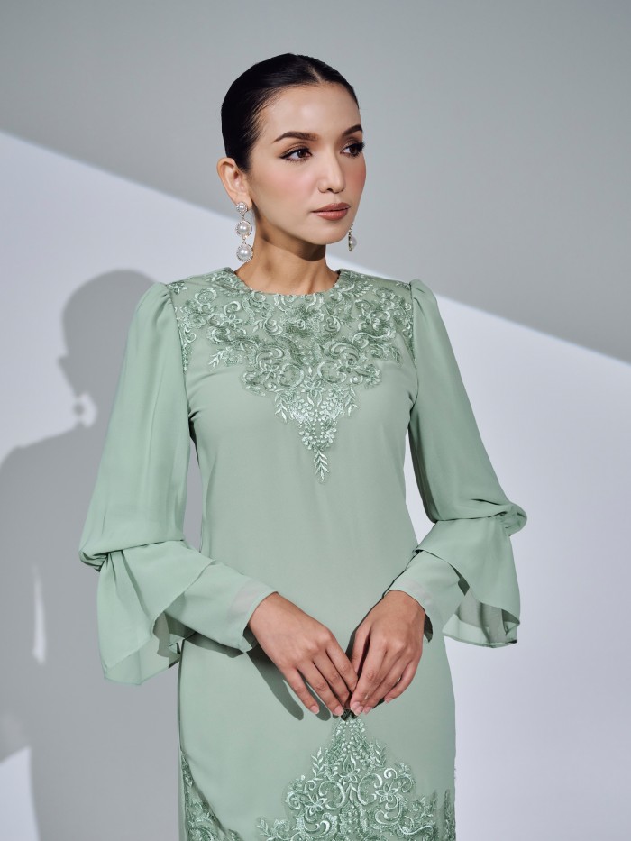 JOVANI KURUNG - SAGE GREEN