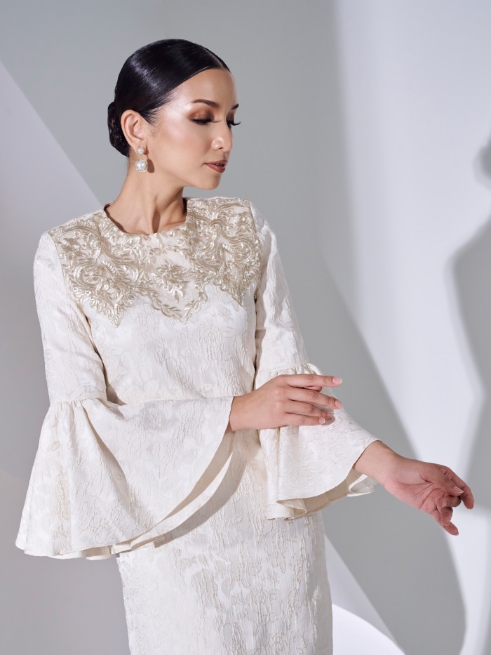 RAVALYN KURUNG - IVORY CREAM