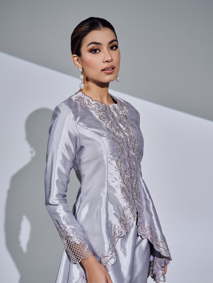 SEROJA KURUNG - SILVER GREY