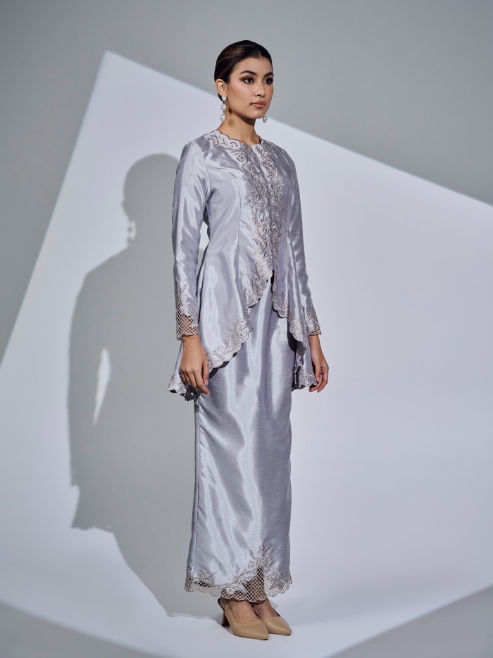 SEROJA KURUNG - SILVER GREY