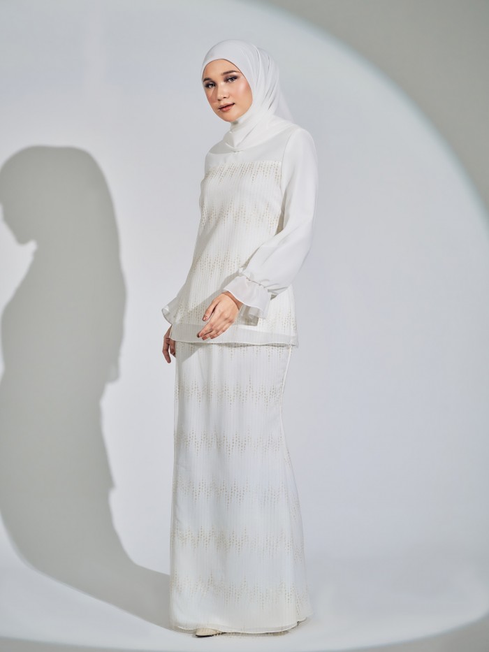 CHLOE KURUNG - OFF WHITE