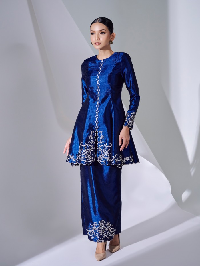 ZEHTA KEBARUNG - ROYAL BLUE