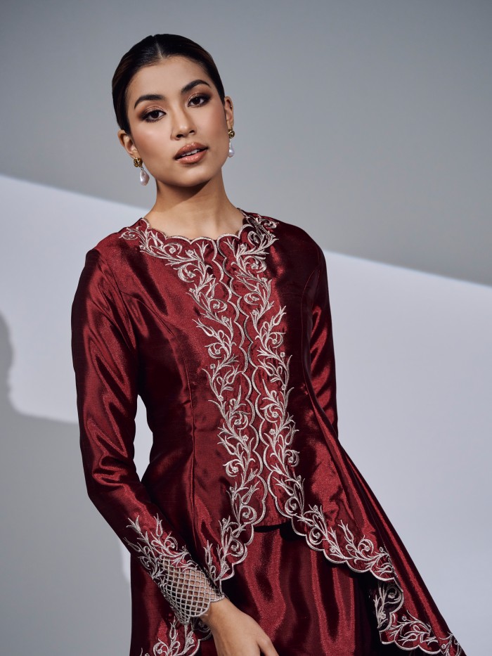 SEROJA KURUNG - MAROON RED