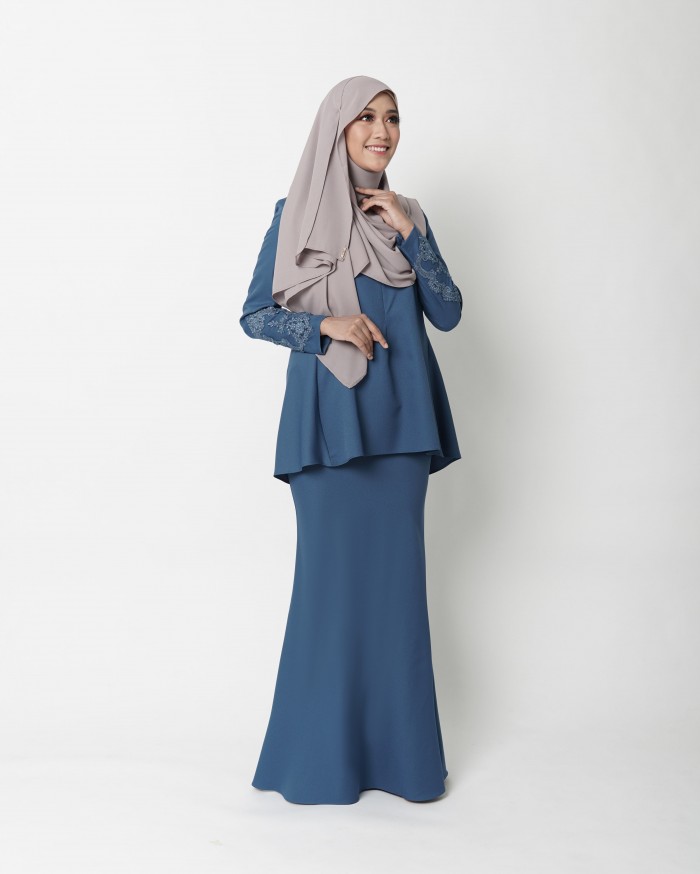 RIKELLE KURUNG - MIDNIGHT BLUE