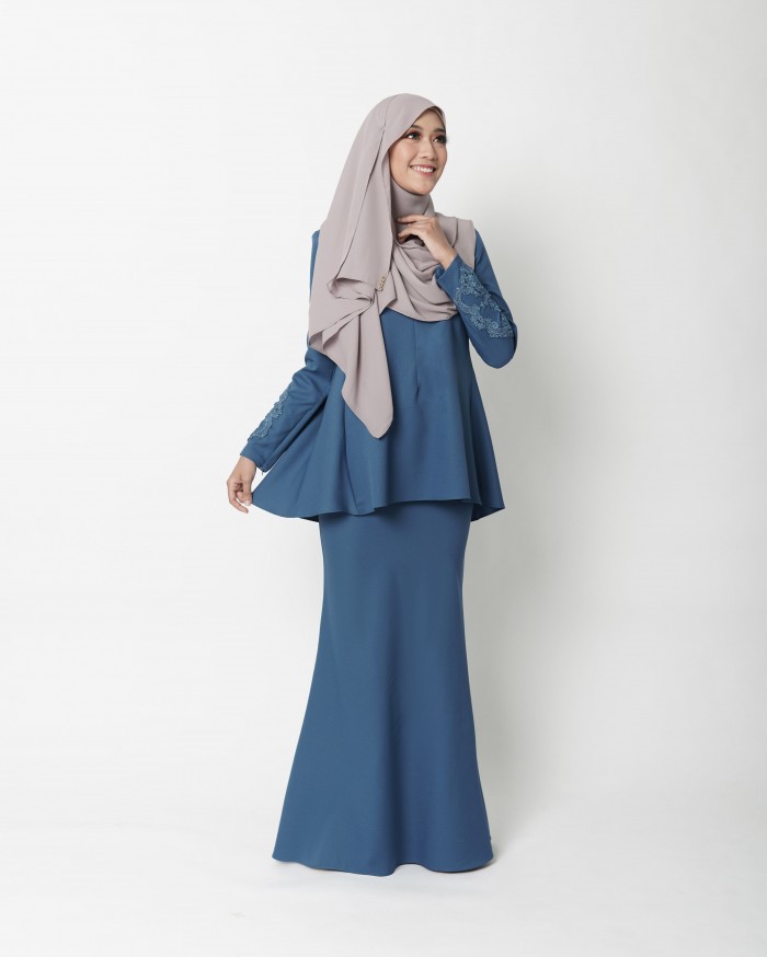 RIKELLE KURUNG - MIDNIGHT BLUE