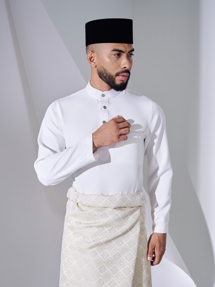 J.ARMANI EXCLUSIVE - OFF WHITE