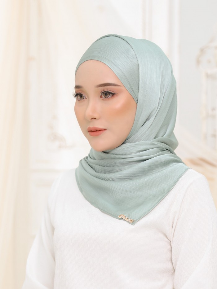 TIFFANY SHAWL - DUSTY MINT