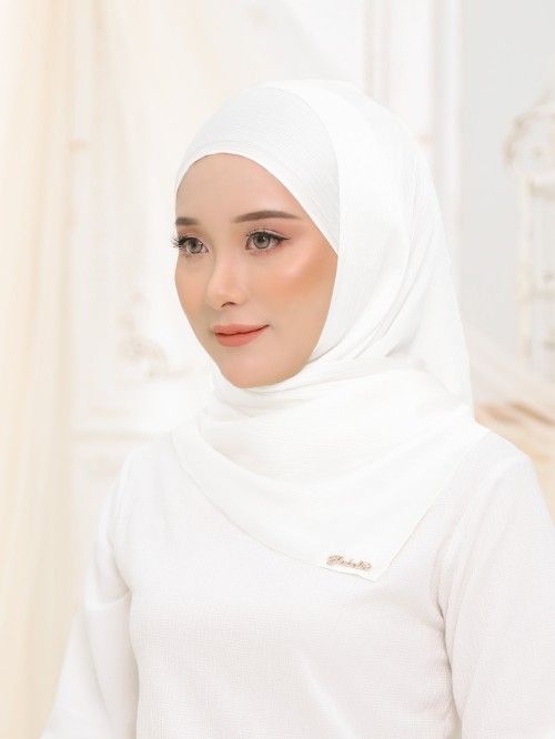 TIFFANY SHAWL - OFFWHITE