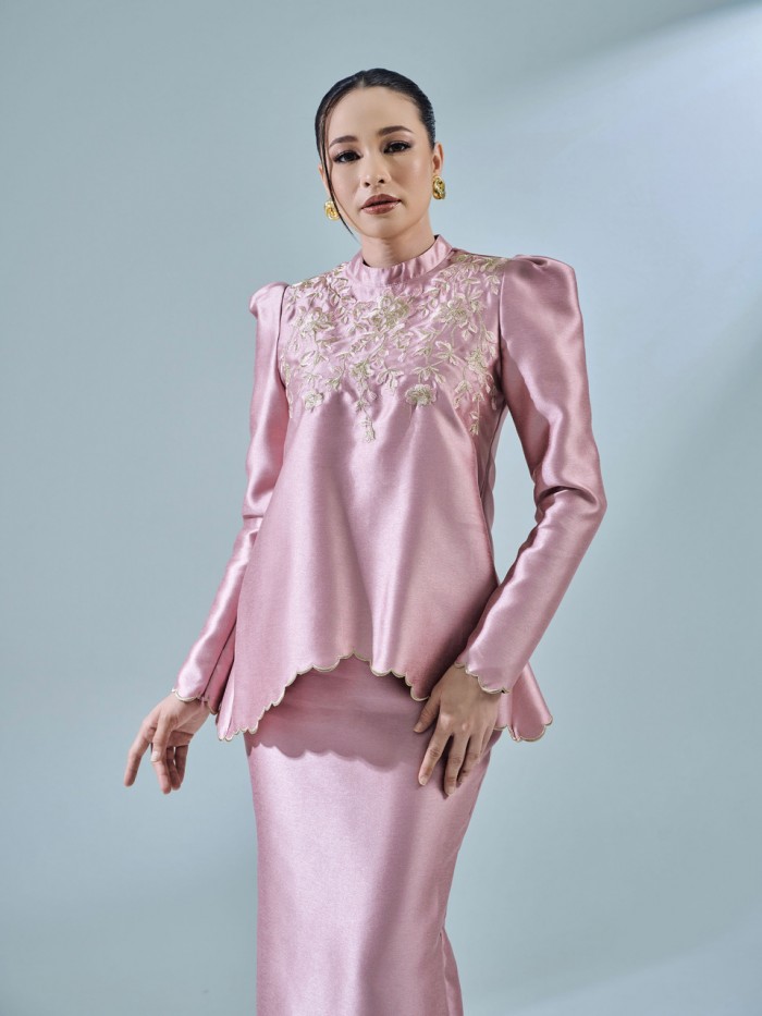 HERITA KURUNG - CORAL PINK