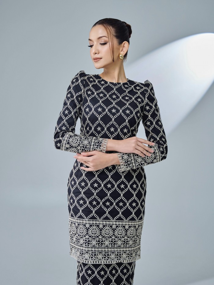 ELHANA KURUNG - BLACK