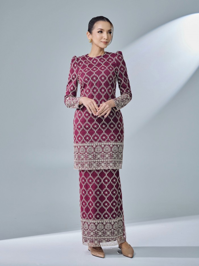 ELHANA KURUNG - BURGUNDY