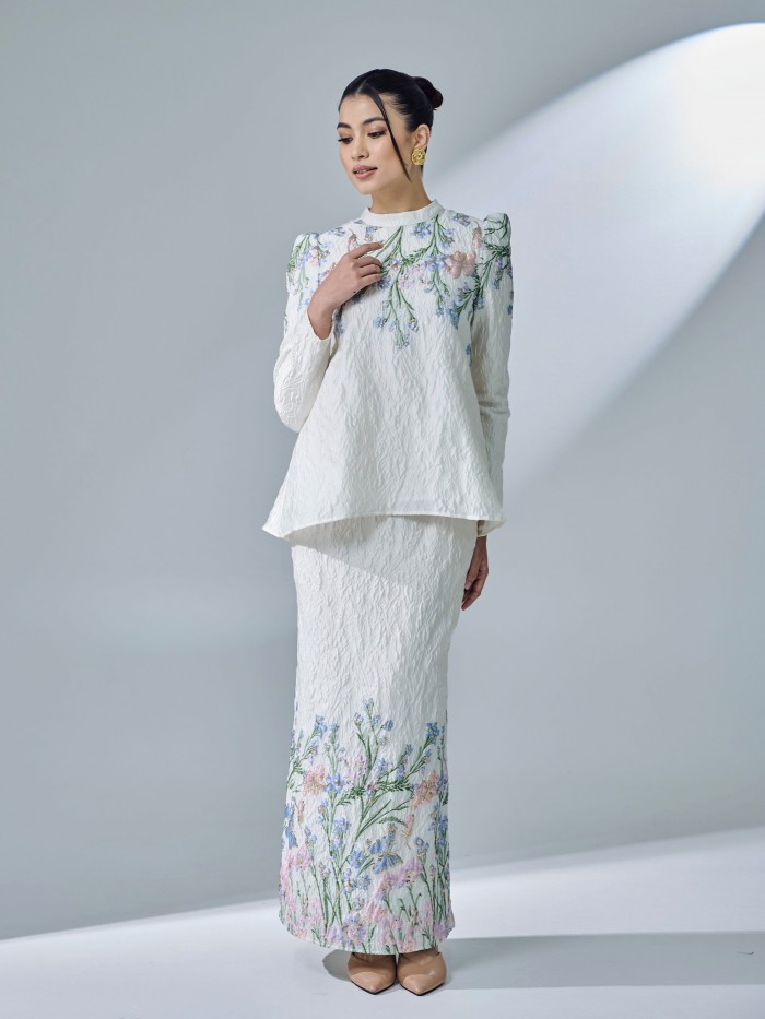 RISTA KURUNG - IVORY