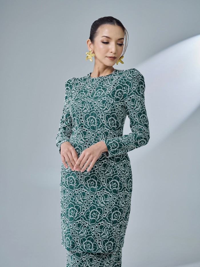 LAURYN KURUNG - EMERALD