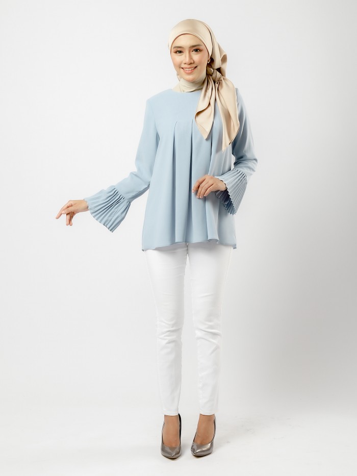 JULIA BLOUSE - BABY BLUE