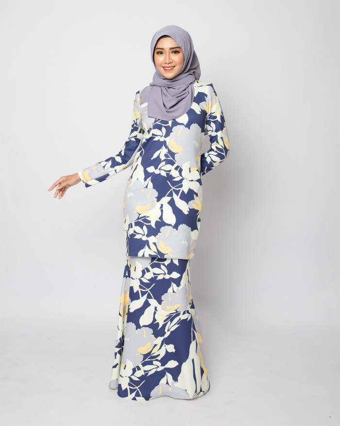 NELLYSA KURUNG - NAVY