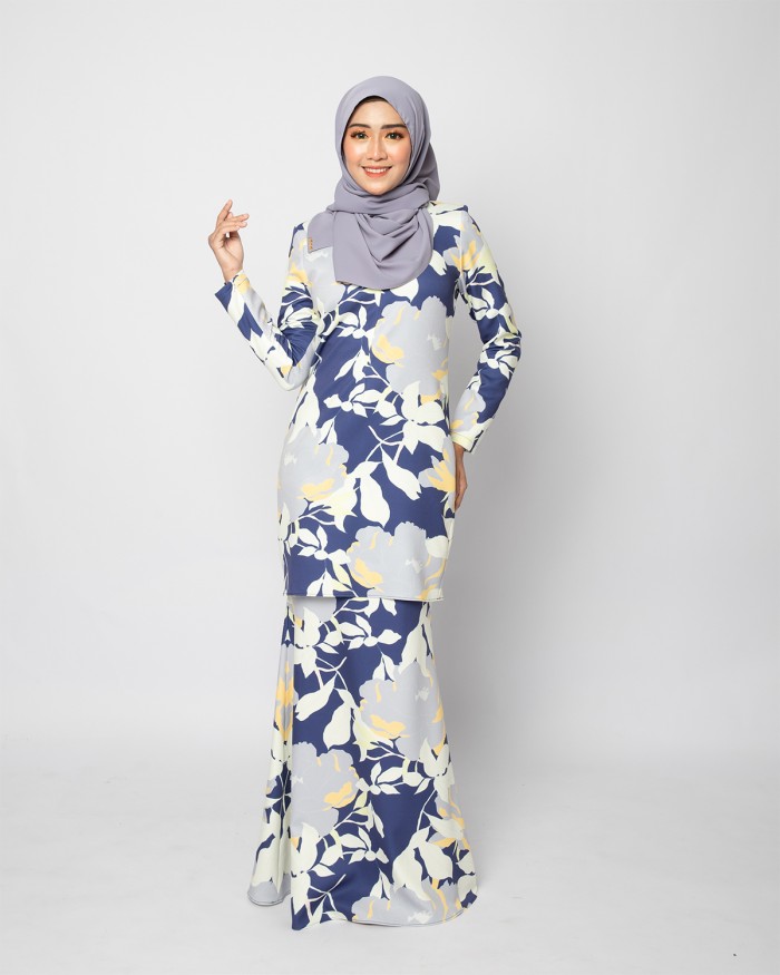 NELLYSA KURUNG - NAVY