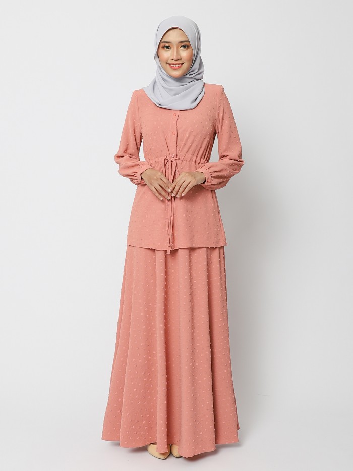 NYDIA DRESS - CORAL. PEACH