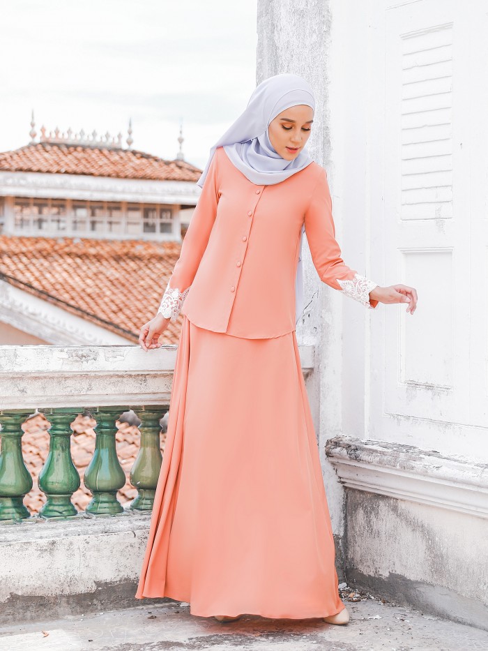 RATNA DRESS - CORAL PEACH