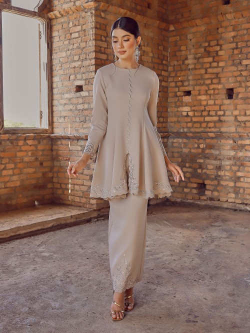 ZEHKA KEBARUNG - NUDE BROWN
