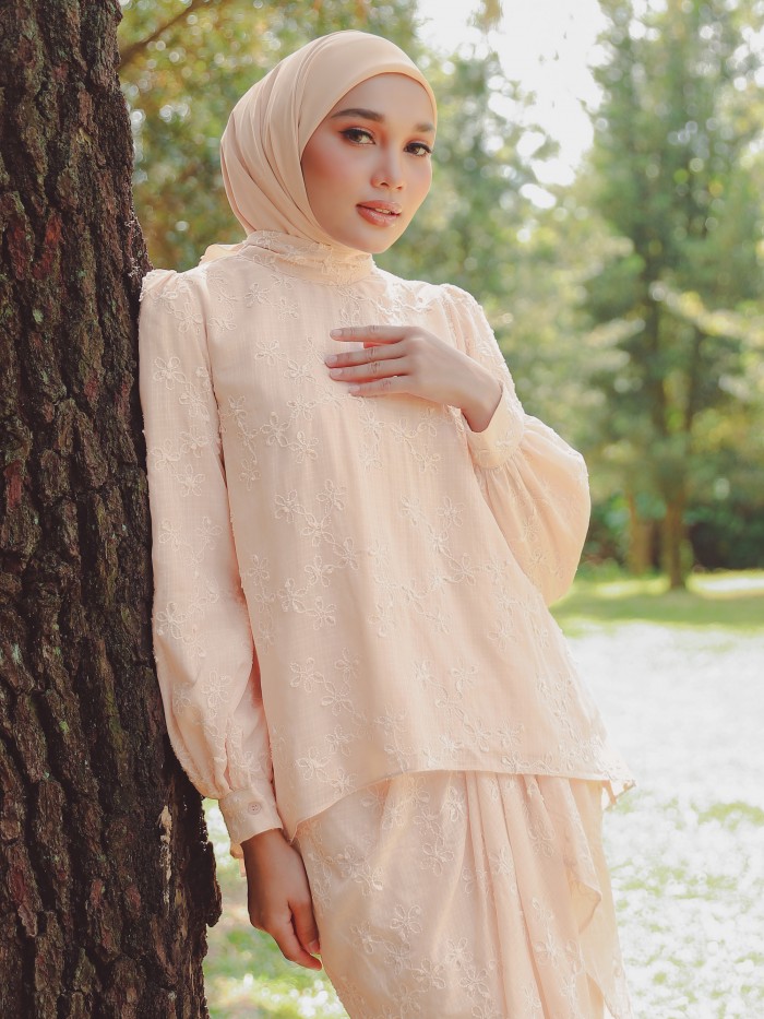 MERINE KURUNG - SOFT PEACH