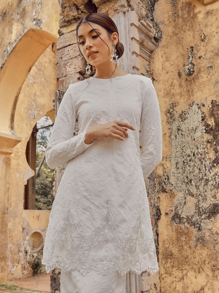 ESYANA KURUNG PAHANG - OFF WHITE