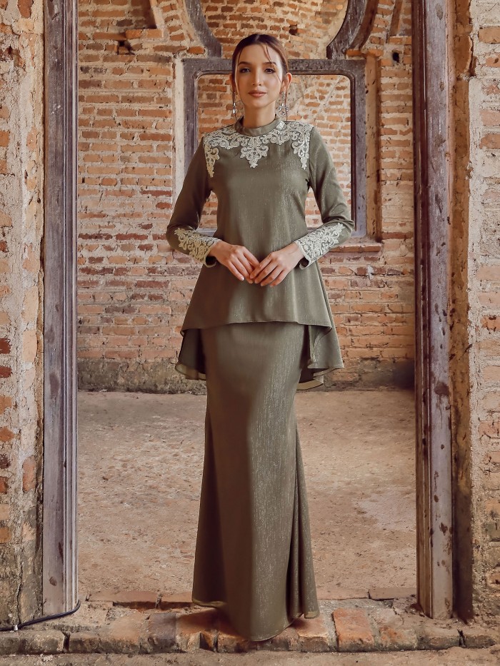 NEETA KURUNG - OLIVE