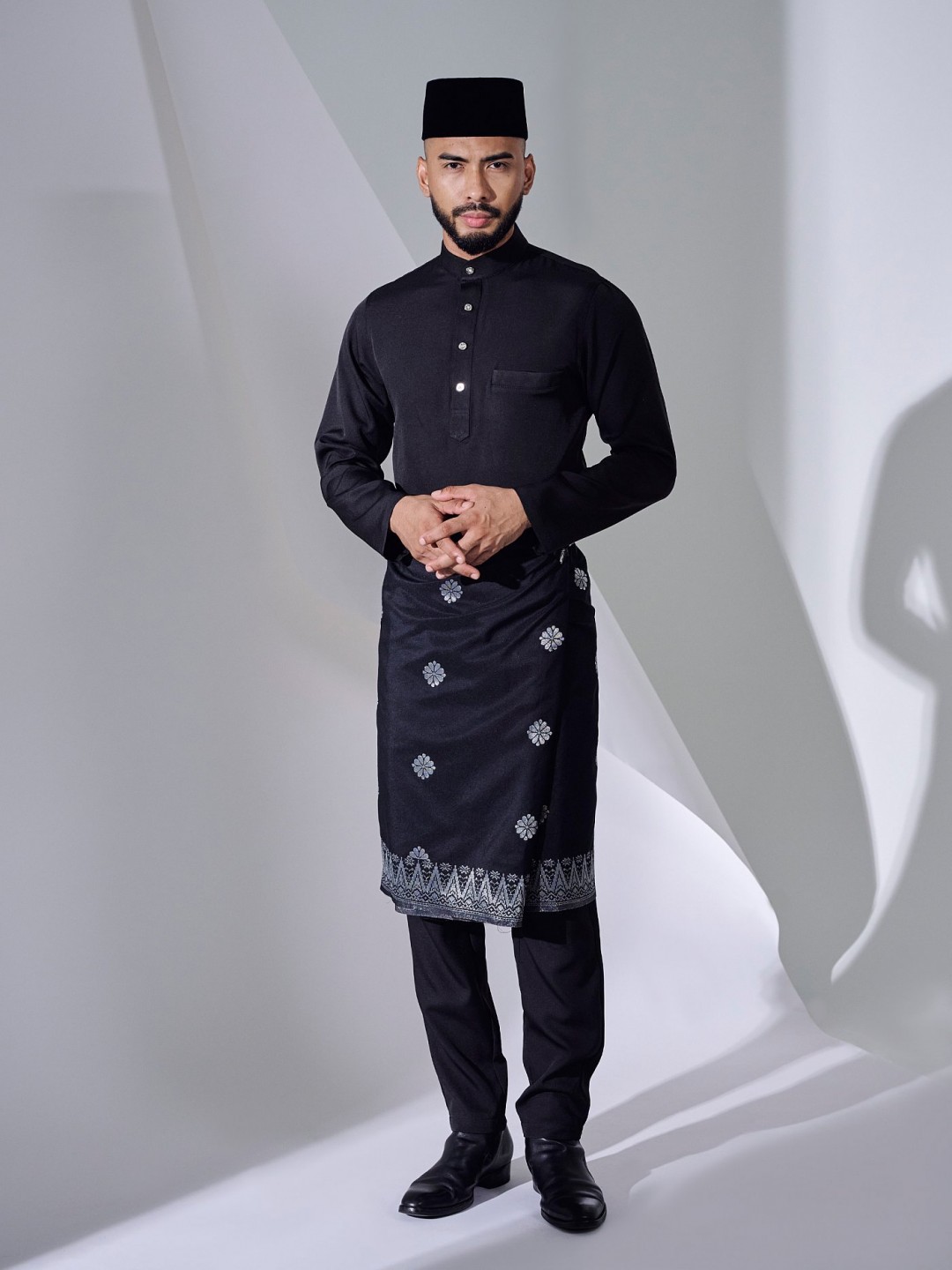 J.ARMANI EXCLUSIVE - BLACK