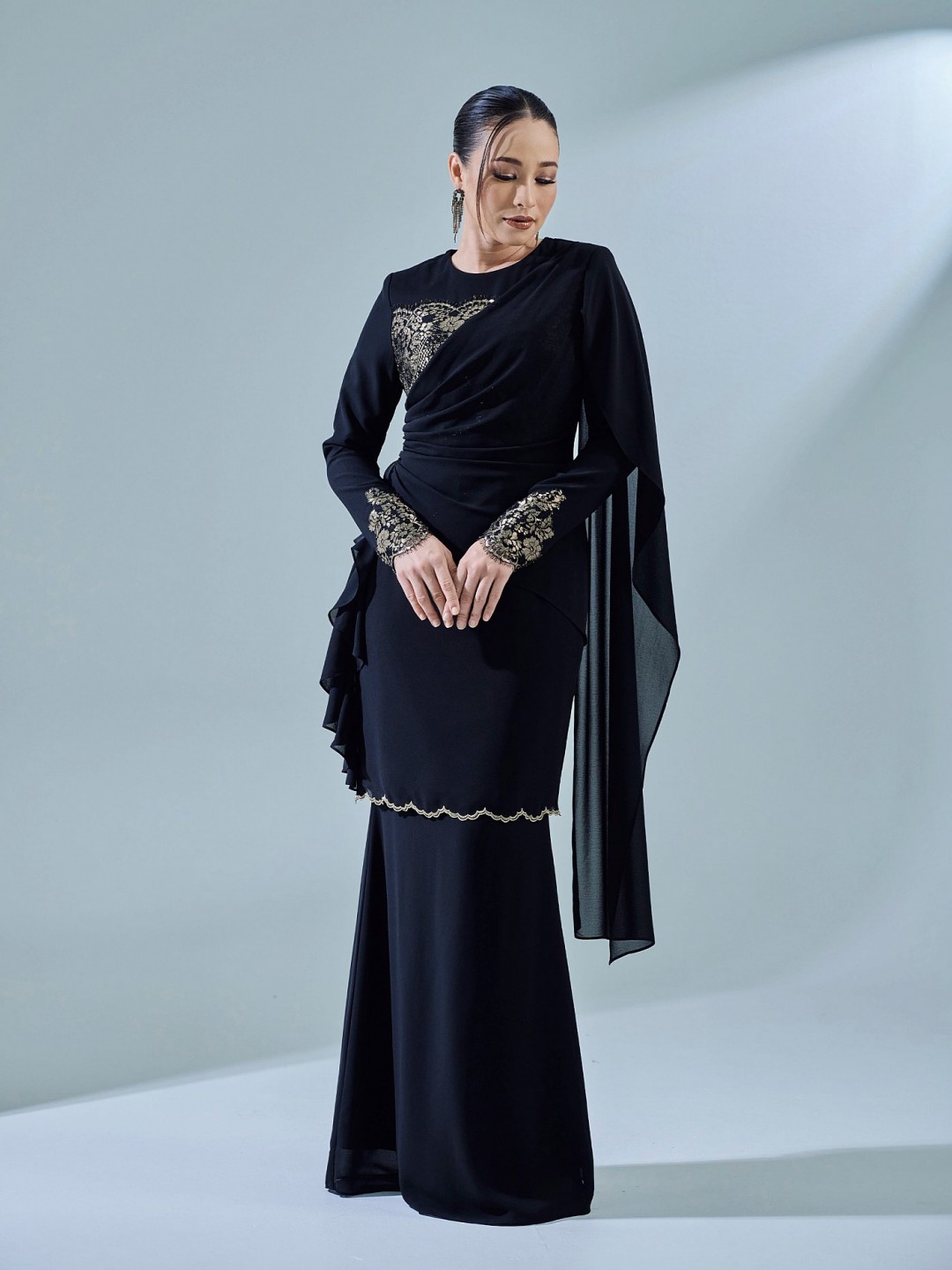 GRETA KURUNG - BLACK