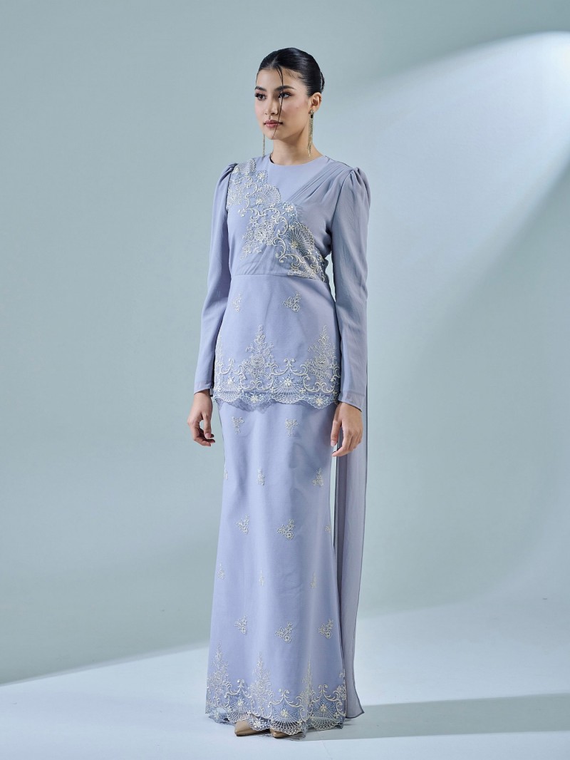 KAREENA KURUNG - SILVER GREY
