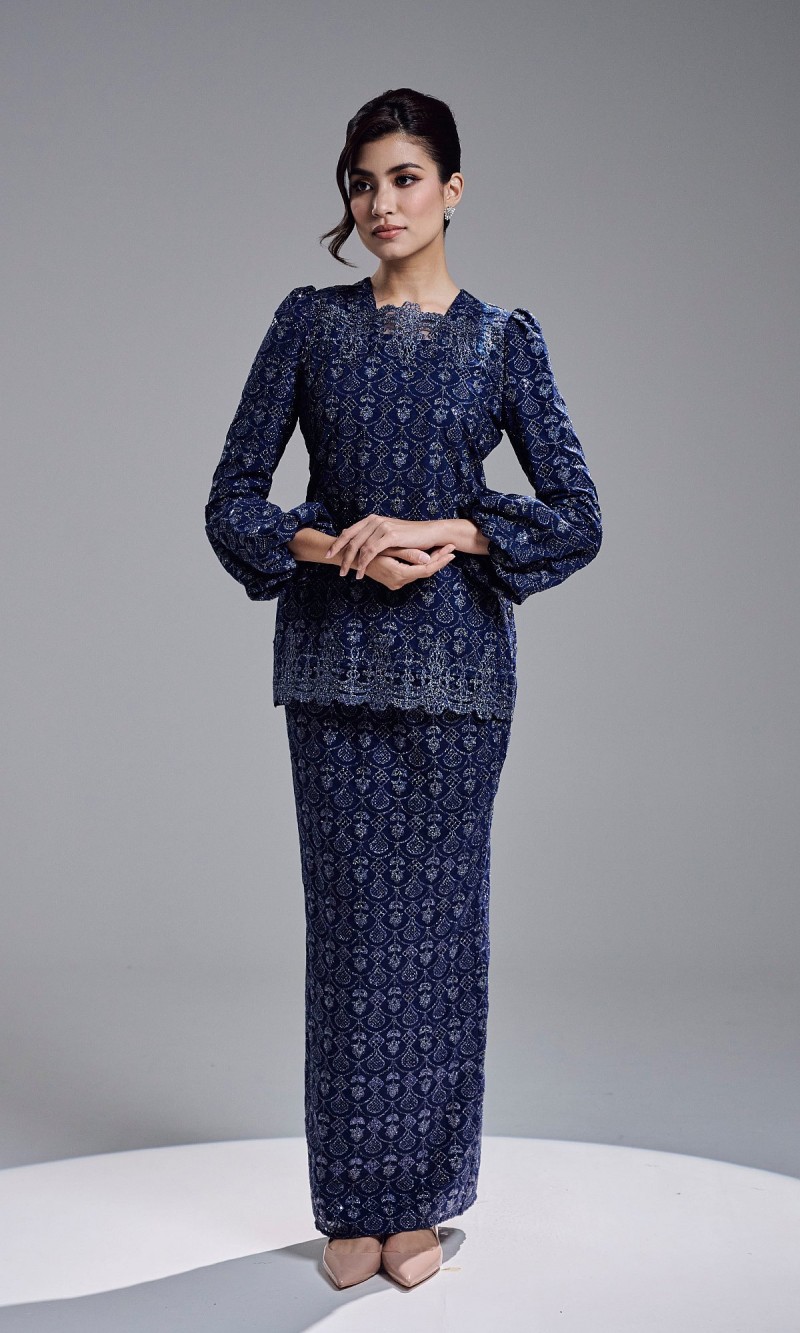 SHAZA KURUNG - NAVY
