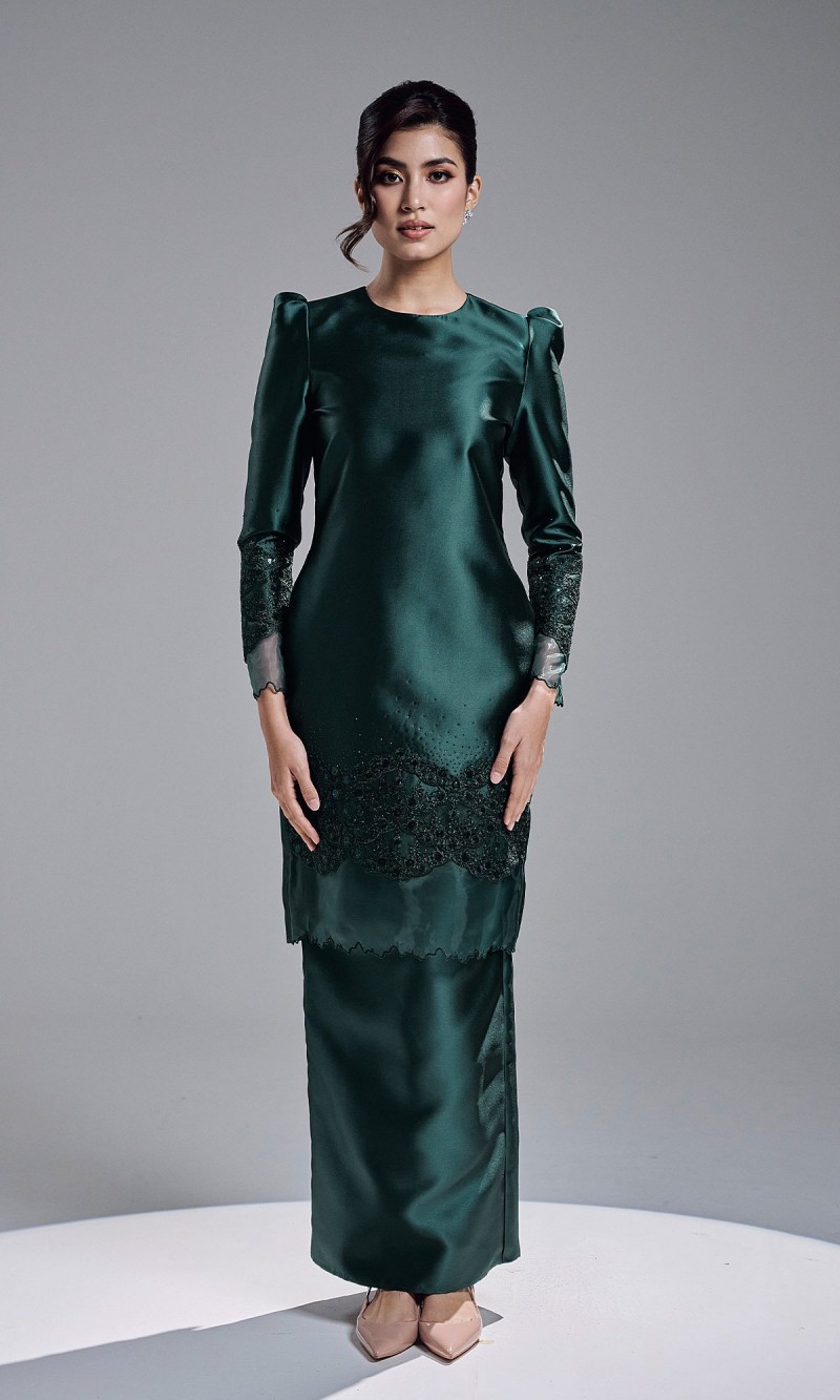 ESTERINA KURUNG - DARK EMERALD