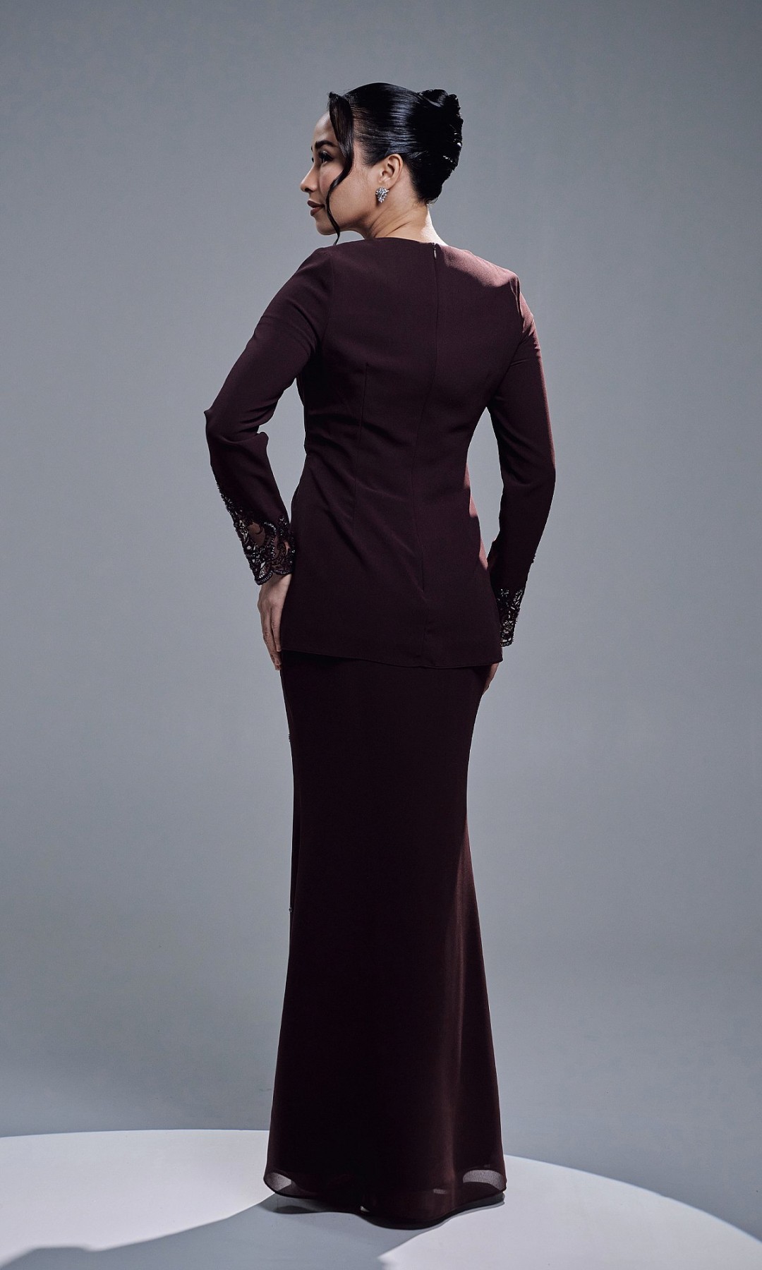 SADEERA KURUNG - MAHOGANY