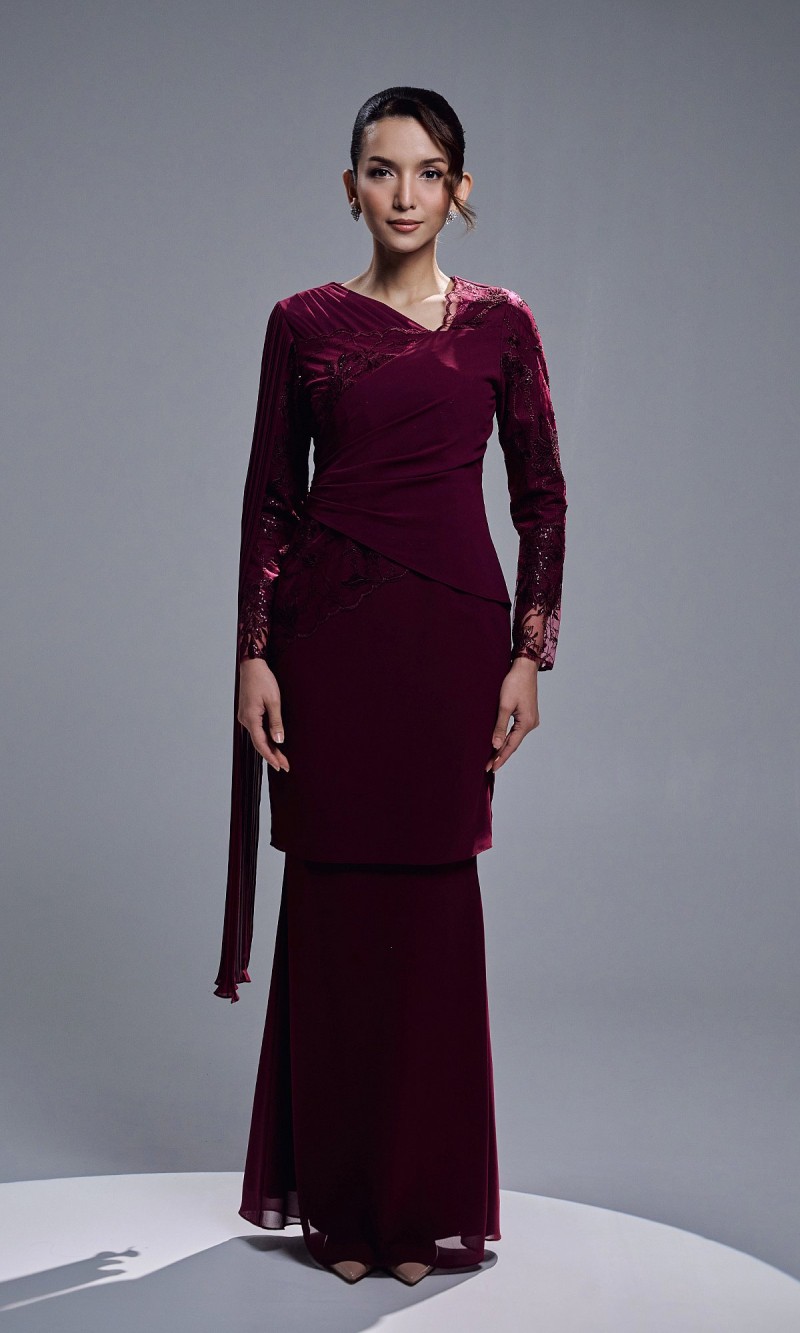 VERIANA KURUNG - BURGUNDY