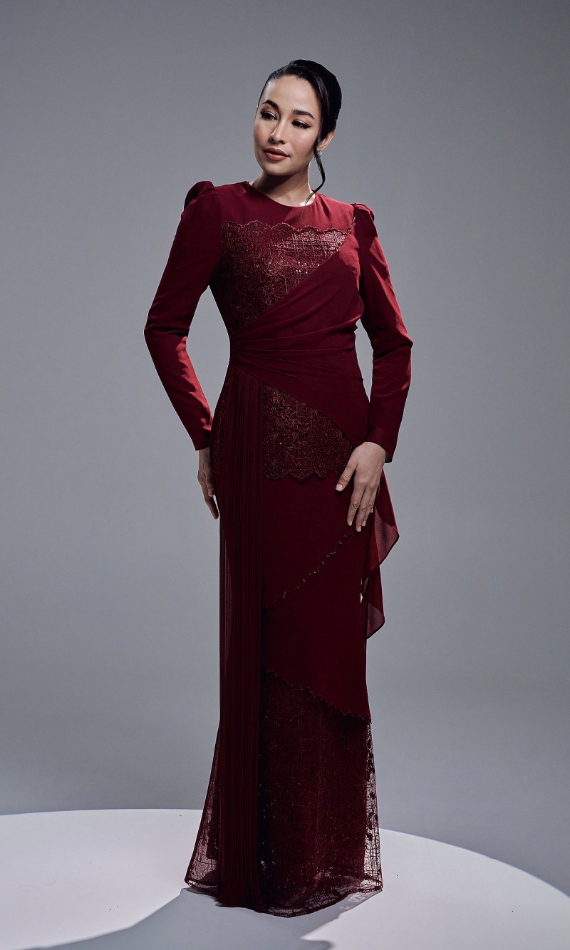 ESTALIA DRESS - MAROON