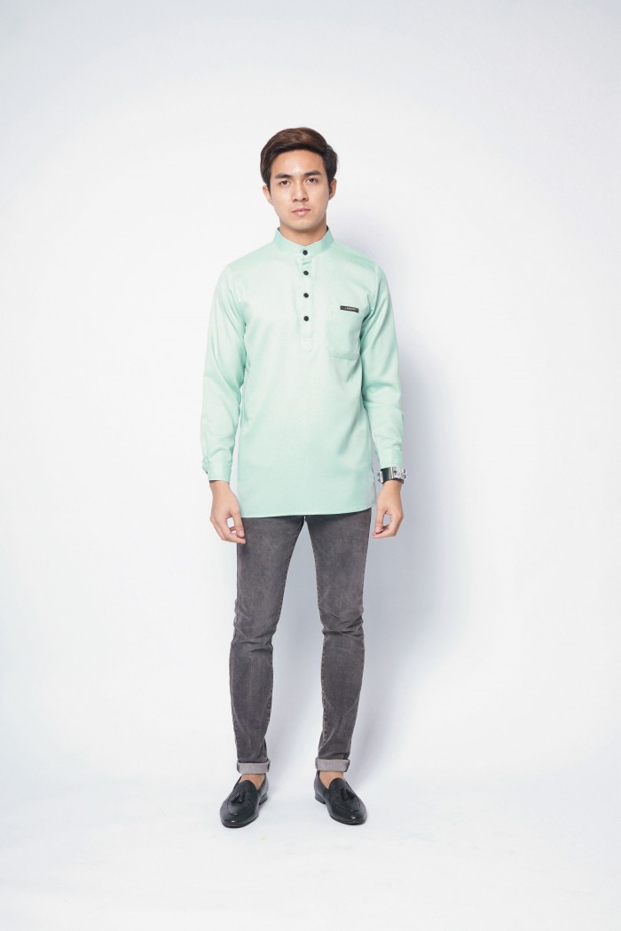 REMICO BUTTON - MINT GREEN