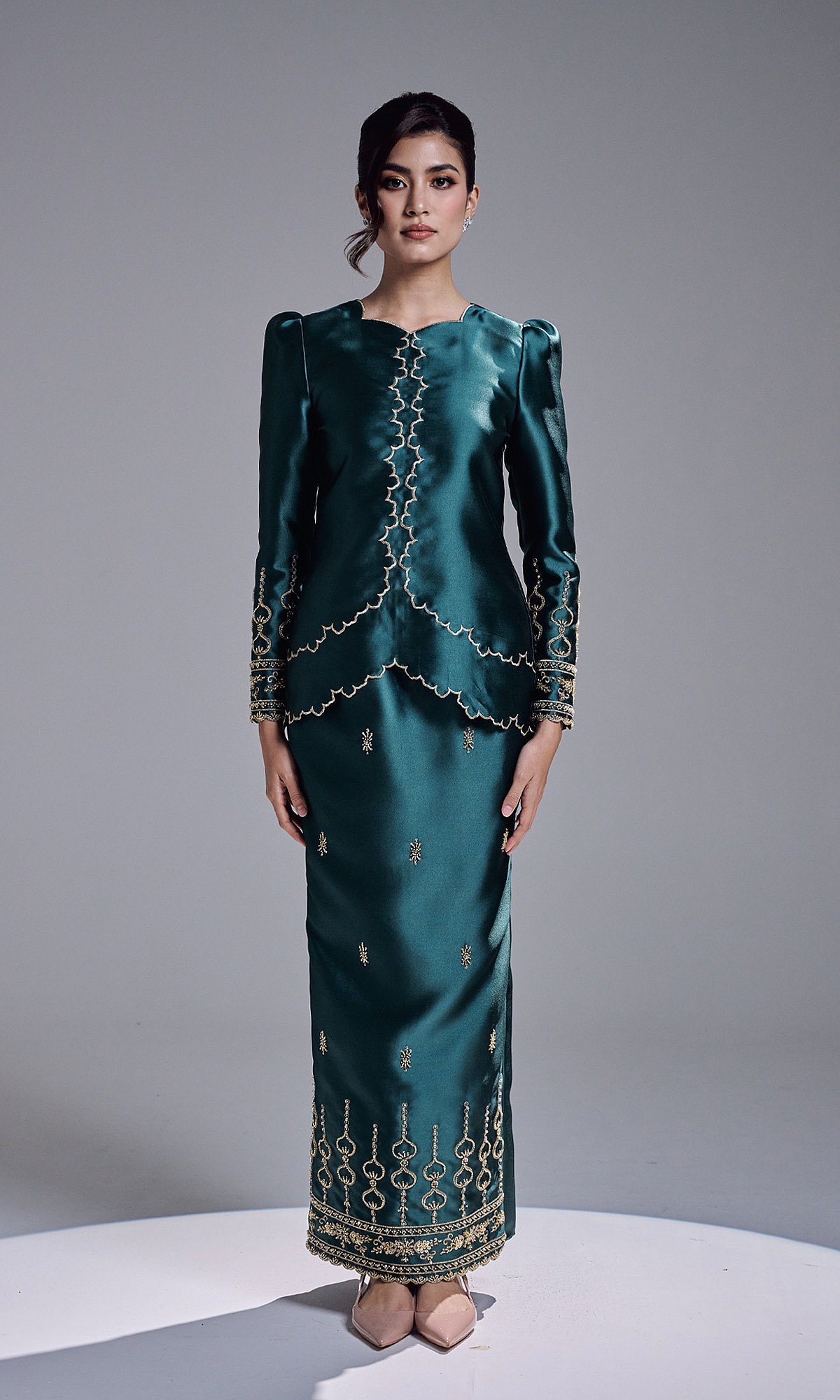 MISTELLA KURUNG - DARK EMERALD MISTELLA KURUNG - DARK EMERALD